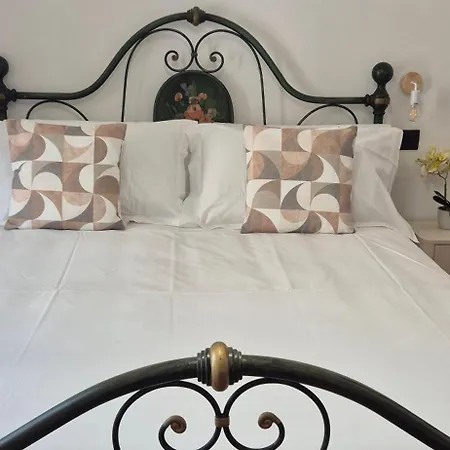 Le Coppare Guest house Tazzo